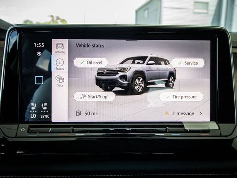 New 2026 Volkswagen Atlas SE FWD image 44