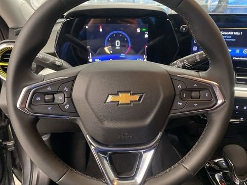 New 2026 Chevrolet Trax LT w/ Driver Confidence Package FWD image 13