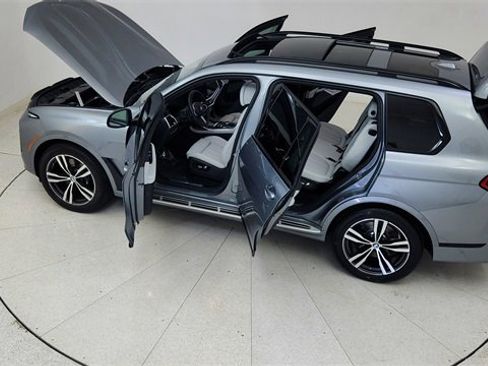 Used 2026 BMW X7 xDrive40i image 91