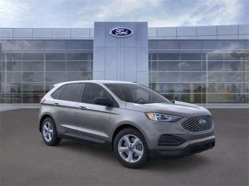 New 2024 Ford Edge SE image 7