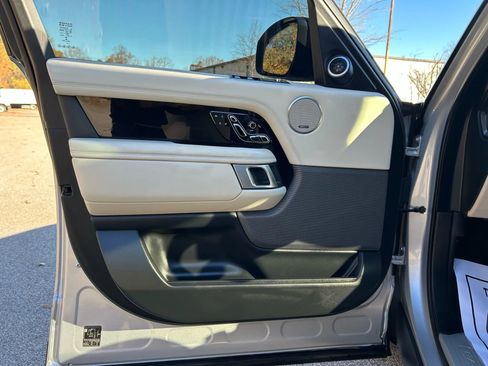 Used 2021 Land Rover Range Rover Westminster Edition image 21