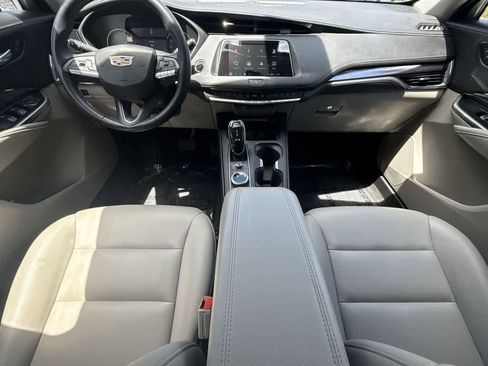 Used 2023 Cadillac XT4 Luxury FWD image 24