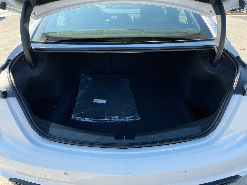 New 2026 Cadillac CT5 Sport w/ Technology Package RWD image 32
