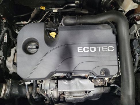 Used 2021 GMC Terrain SLE w/ Driver Convenience Package image 30