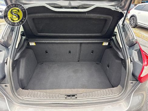 Used 2014 Ford Focus SE w/ Equipment Group 201A FWD image 23