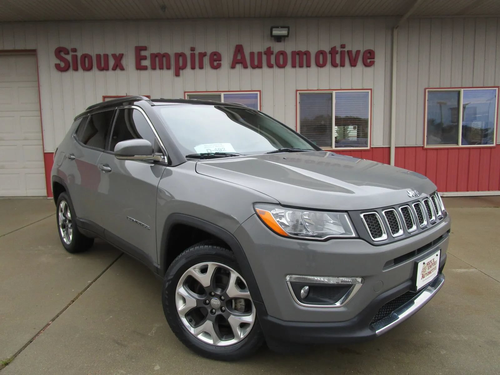 Used 2019 Jeep Compass Limited AWD/4WD image 1