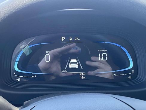 New 2026 Hyundai Venue SE image 18