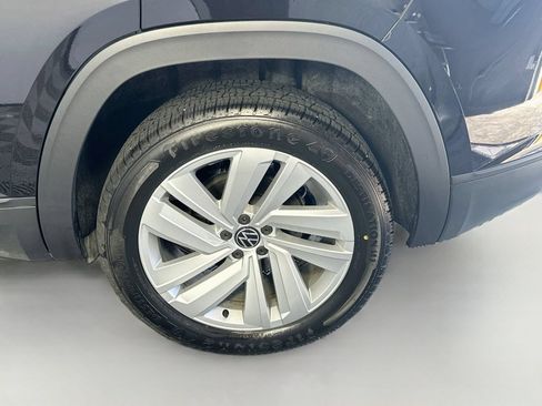 Used 2023 Volkswagen Atlas Cross Sport SE w/ Panoramic Sunroof Package AWD/4WD image 30