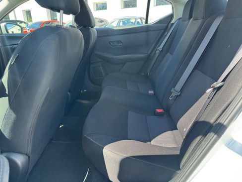 Used 2024 Nissan Sentra SV FWD image 23