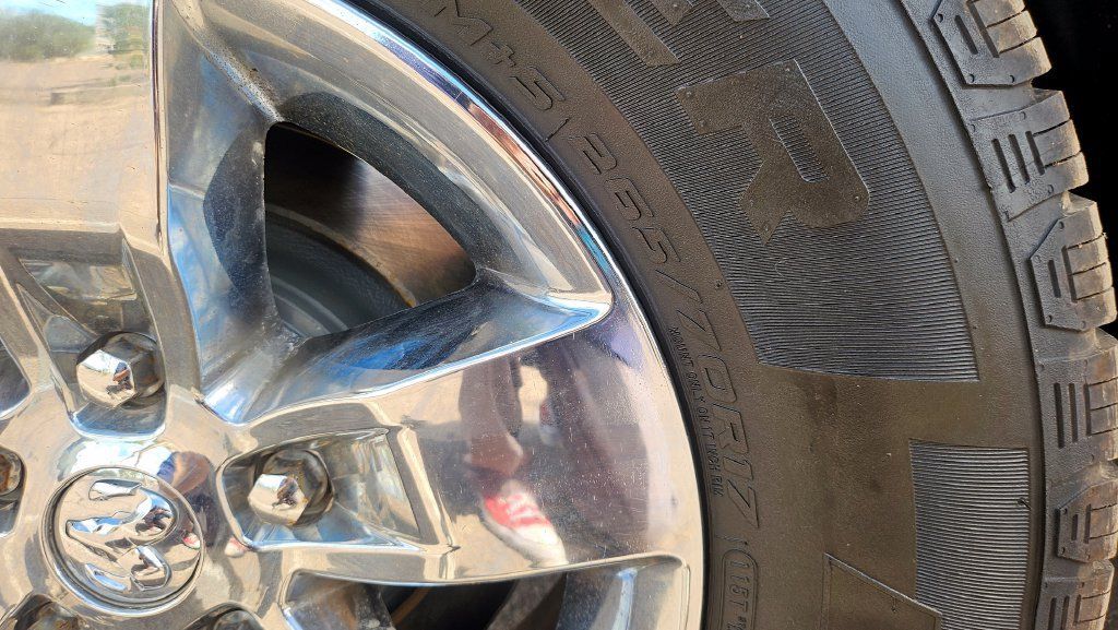 Used 2016 RAM 1500 ST w/ SXT Appearance Group AWD/4WD image 16