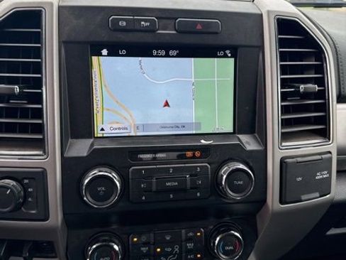 Used 2019 Ford F250 Lariat AWD/4WD image 10