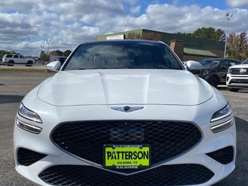 Used 2022 Genesis G70 3.3T image 2