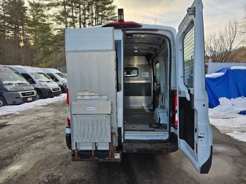 Used 2020 Ford Transit 250 Medium Roof AWD image 16