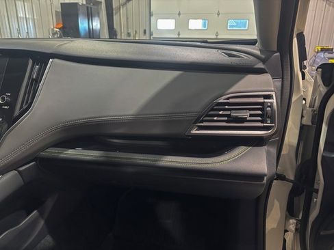 Used 2023 Subaru Outback Onyx Edition w/ Popular Package #2 image 29