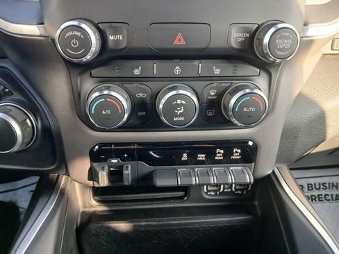 Used 2021 RAM 1500 Big Horn image 21