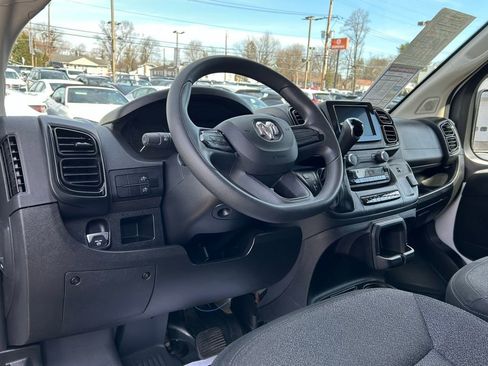 Used 2024 RAM ProMaster 2500 image 15