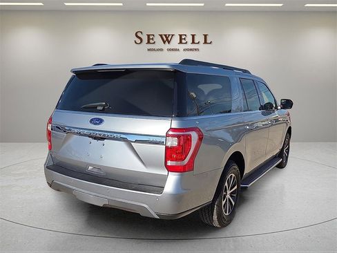 Used 2020 Ford Expedition Max XLT w/ Equipment Group 202A image 4