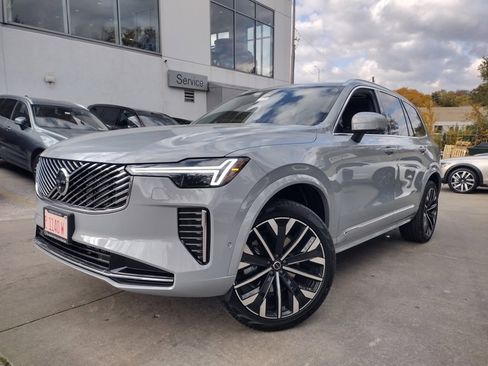 New 2026 Volvo XC90 B6 Plus w/ Protection Package Premier image 1