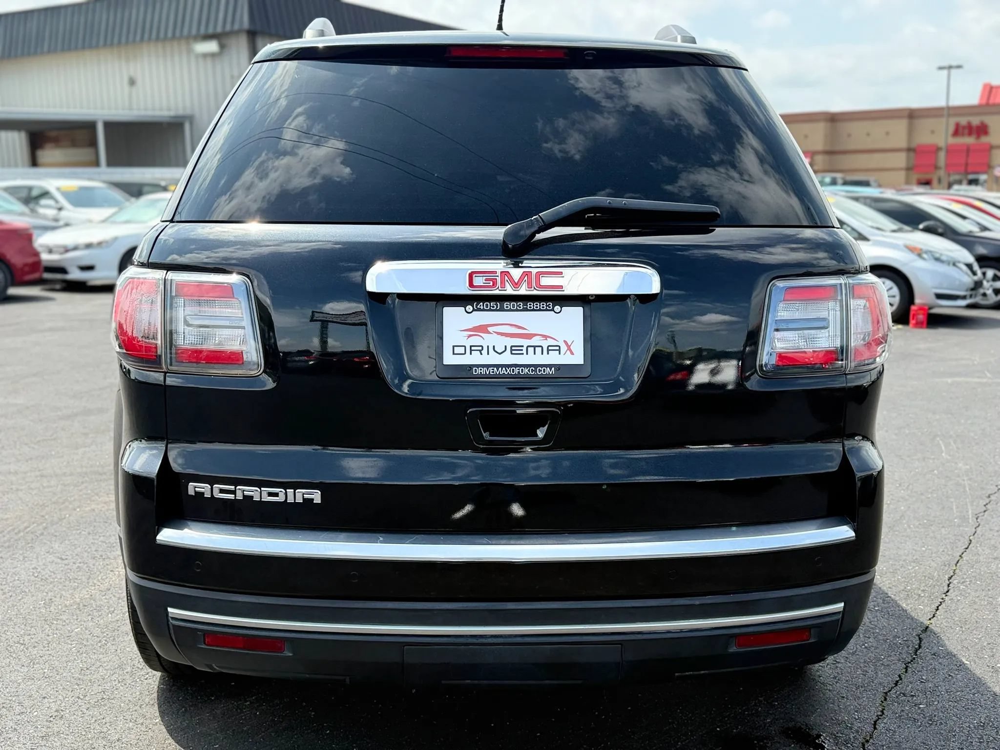 Used 2015 GMC Acadia SLE FWD image 6