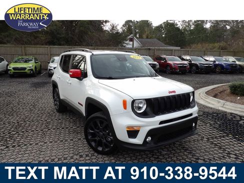 Used 2023 Jeep Renegade Latitude image 1