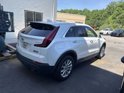 Used 2019 Cadillac XT4 Luxury FWD image 6