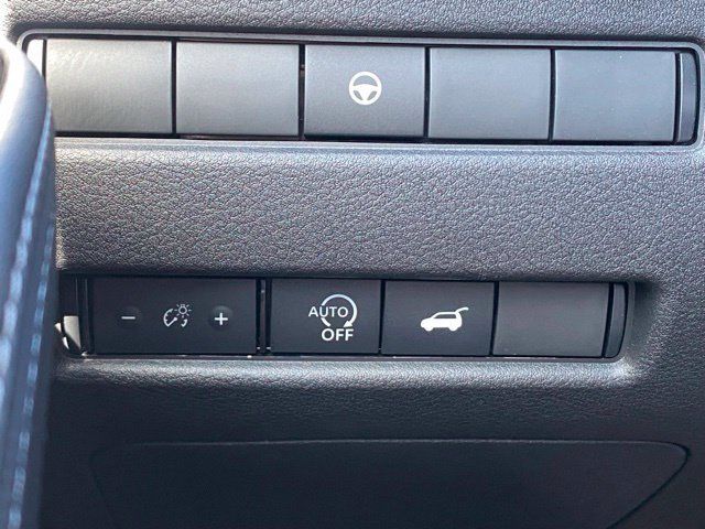 New 2026 Nissan Rogue Platinum AWD/4WD image 14