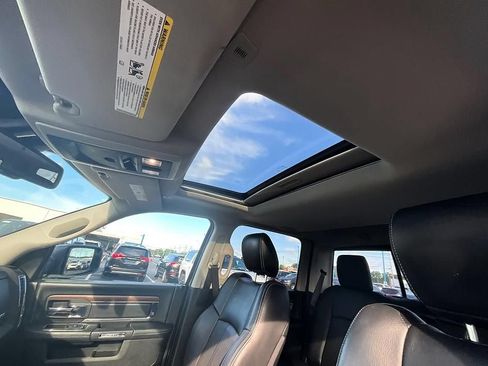 Used 2018 RAM 1500 Laramie w/ Convenience Group AWD/4WD image 32