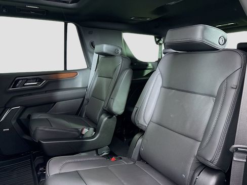 New 2026 GMC Yukon Denali w/ Sun & Power Step Package image 25
