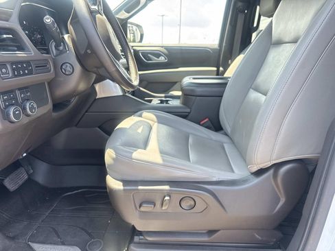 Used 2022 Chevrolet Tahoe Z71 w/ Luxury Package AWD/4WD image 68