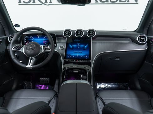 New 2026 Mercedes-Benz GLC 300 4MATIC image 15