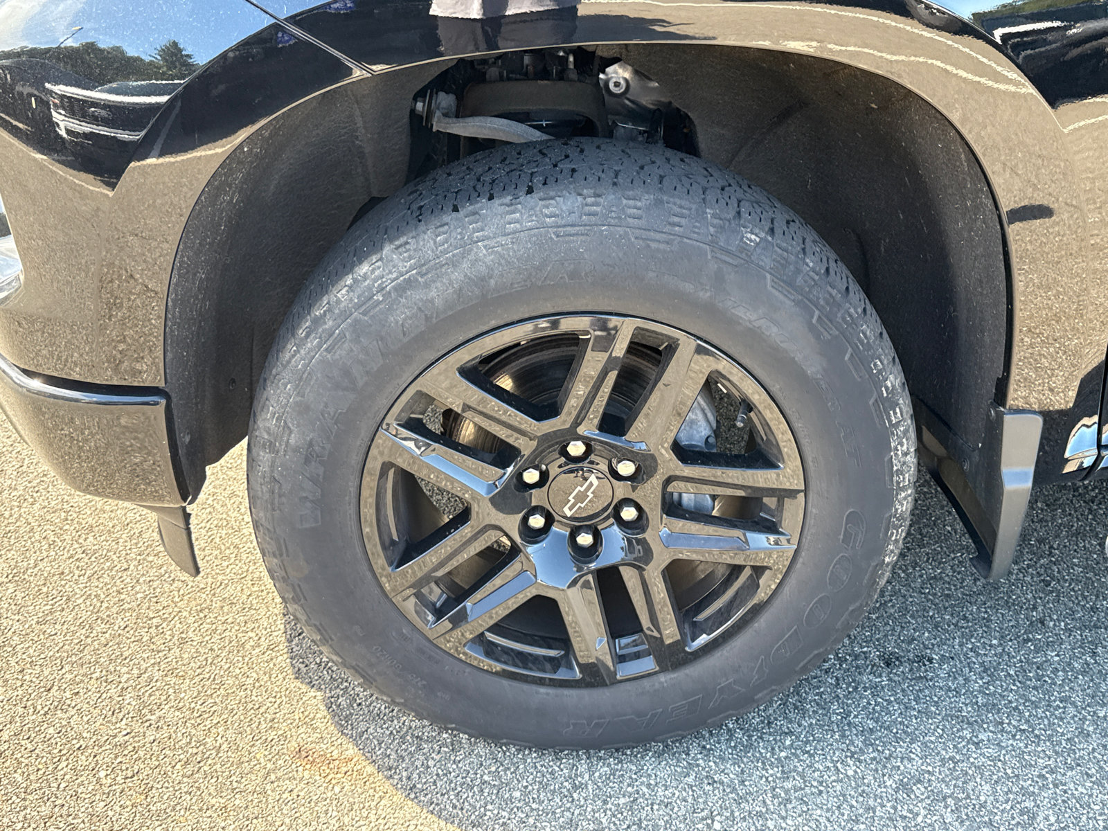 Used 2023 Chevrolet Silverado 1500 RST AWD/4WD image 8