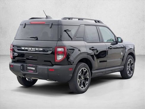 New 2025 Ford Bronco Sport Outer Banks image 2