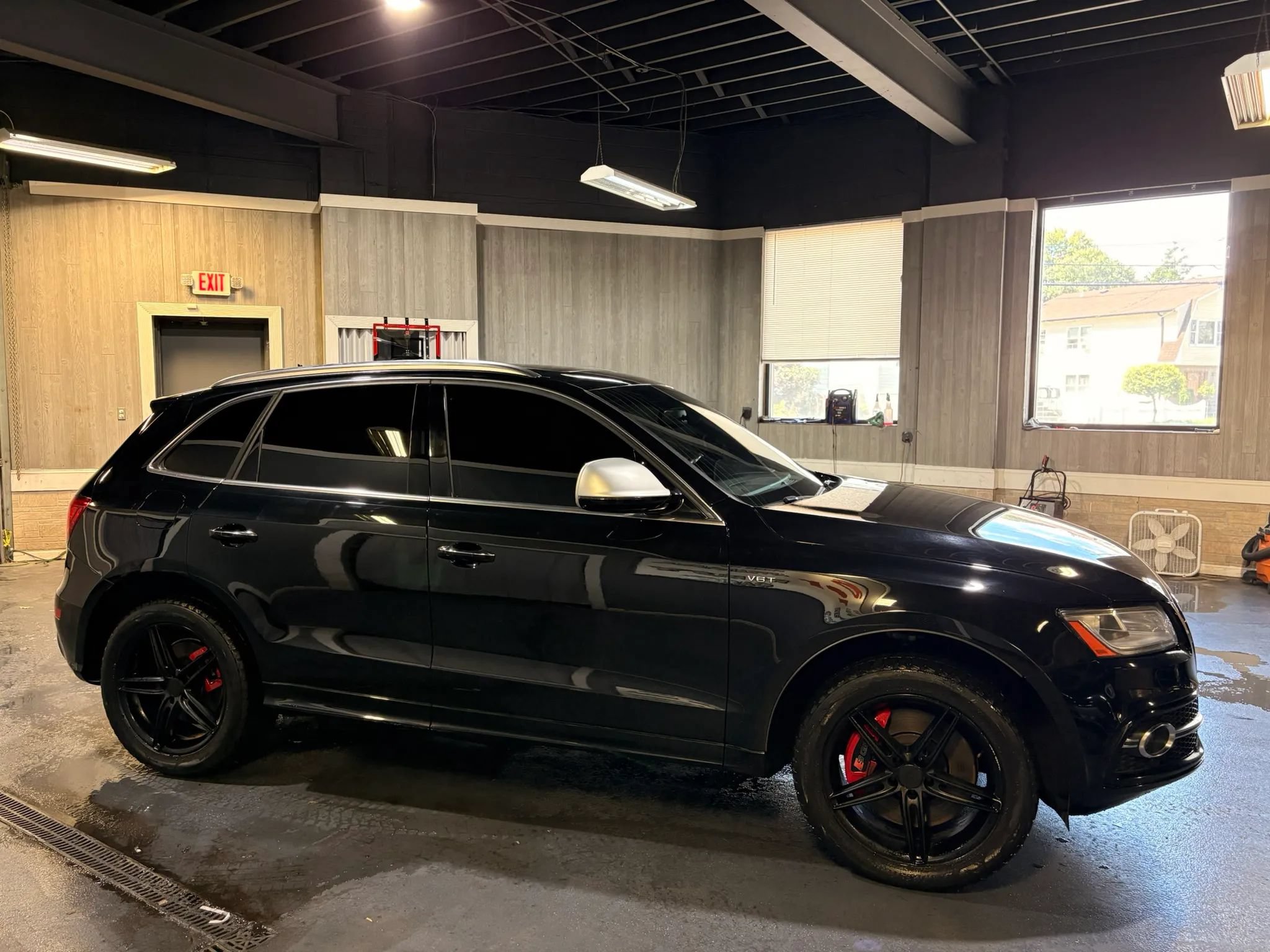 Used 2017 Audi SQ5 Premium Plus w/ Technology Package AWD/4WD image 7