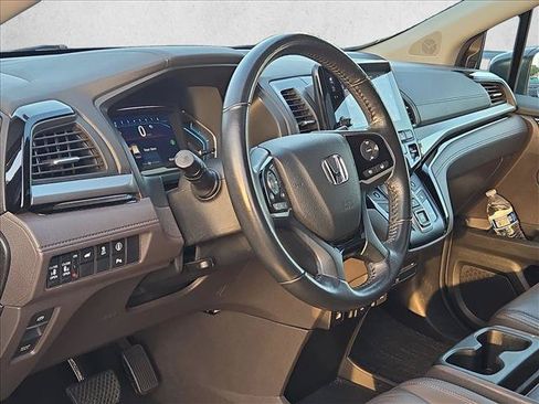Used 2022 Honda Odyssey Touring image 9