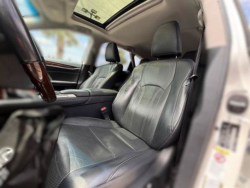 Used 2019 Lexus RX 350L FWD image 6
