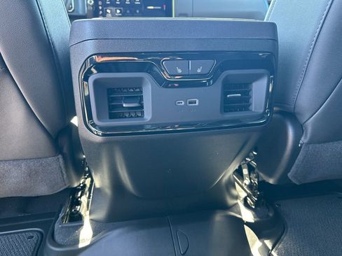 New 2026 GMC Sierra 1500 AT4 w/ AT4 Premium Package image 23