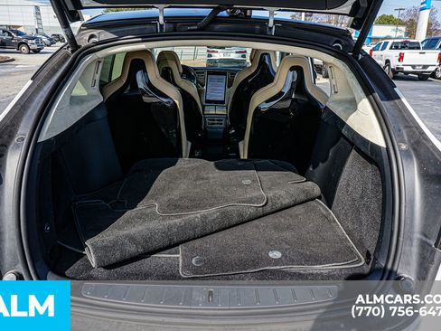Used 2017 Tesla Model X 90D image 30
