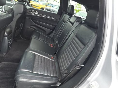 Used 2018 Jeep Grand Cherokee Limited AWD/4WD image 28