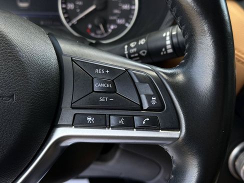 Used 2023 Nissan Sentra SV w/ SV Premium Package FWD image 21