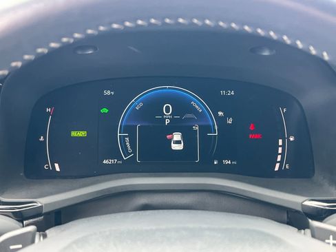 Used 2025 Toyota Camry SE image 24