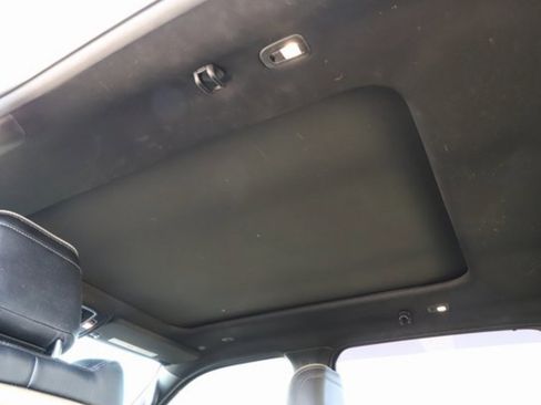 Used 2019 RAM 1500 Limited w/ Advanced Safety Group AWD/4WD image 9