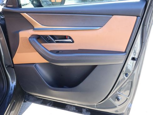 Certified 2025 MAZDA CX-90 3.3 Turbo S w/ Premium Plus image 10