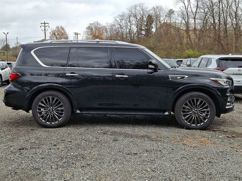 Used 2023 INFINITI QX80 Premium Select w/ Cargo Package image 7