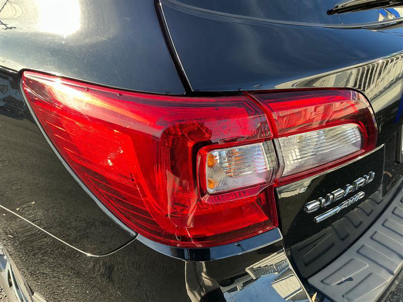 Used 2017 Subaru Outback 2.5i Limited AWD/4WD image 13