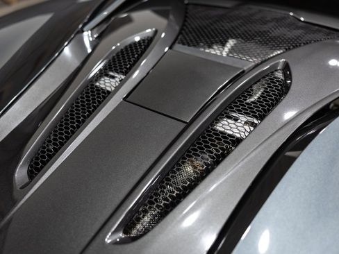 Used 2019 McLaren 570S image 31