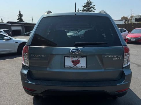 Used 2013 Subaru Forester 2.5X Premium w/ All-Weather Pkg AWD/4WD image 6