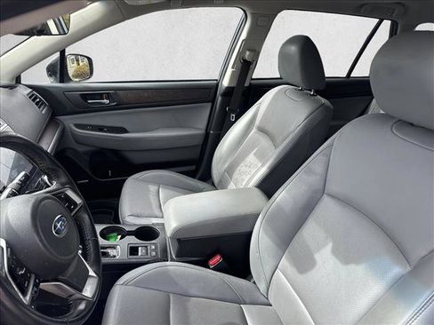 Used 2019 Subaru Outback 2.5i Limited w/ Popular Package #2 image 11