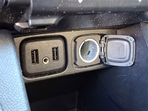 Used 2018 Buick Encore Preferred image 24