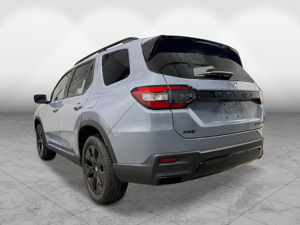 New 2026 Honda Pilot Black Edition image 3