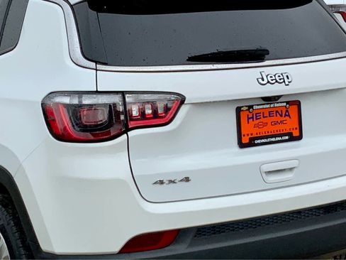 Used 2023 Jeep Compass Sport image 13